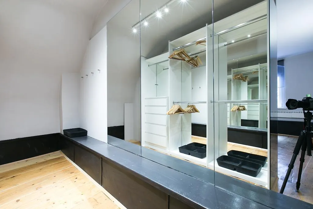 Stairway To Heaven By Welcome2Vienna Apartment 0*, Vienna Austria